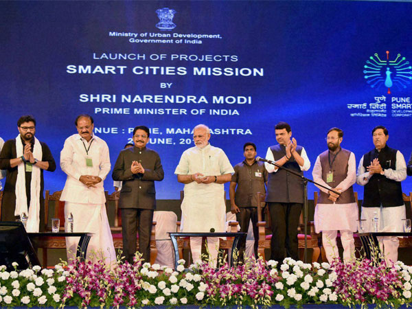 ಕಸಾಯಿಖಾನೆಗೆ ಹಣ ನೀಡಬೇಡಿ ಎಂದು ಕೇಂದ್ರಕ್ಕೆ ಮನವಿ ಮಾಡಲಿ