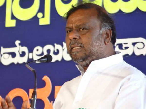 ಮಾಜಿ ಸಚಿವ ಎಚ್ ಆಂಜನೇಯ ನೇತೃತ್ವದಲ್ಲಿ ಸಭೆ