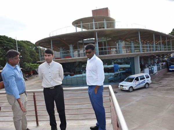 ಸ್ಮಾರ್ಟ್ ಕಾರ್ಡ್ ವಿತರಣೆ