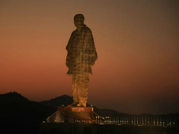 ರಾಮ್ ವಾನ್ಜ್ ಸುತಾರ್ ಶಿಲ್ಪಿ