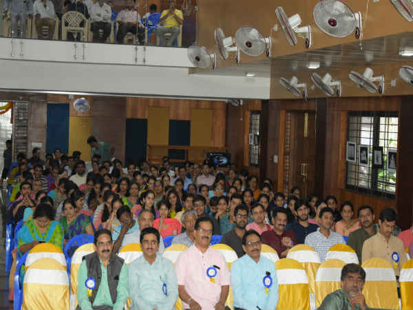 ನೂರಾರು ಯುವಕ ಯುವತಿಯರು ಸಾಕ್ಷಿಯಾದ ಕಾರ್ಯಕ್ರಮ