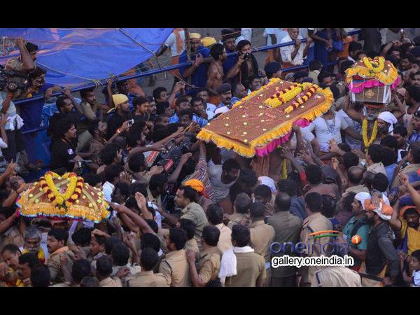 ಅಯ್ಯಪ್ಪನ ವಿಗ್ರಹದ ಮೇಲೆ ರಾರಾಜಿಸುವುದು ಪಂಡಾಳಂ ಆಭರಣ