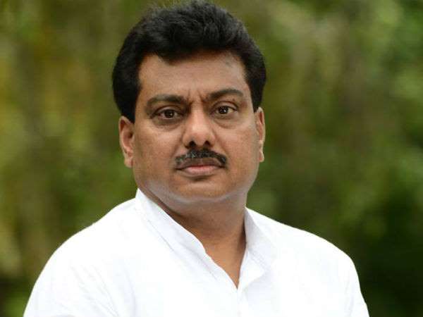 ಸಚಿವ ಸಂಪುಟ ವಿಸ್ತರಣೆ ಏಕೆ ಮಾಡುತ್ತಿಲ್ಲ