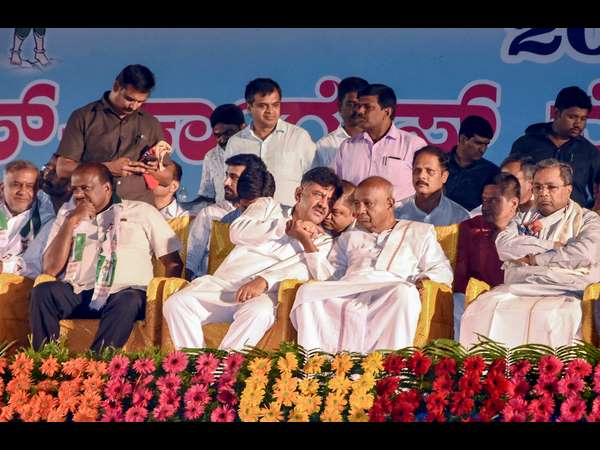 ಉಪಚುನಾವಣೆ ಪ್ರಚಾರ ಜೋರು!