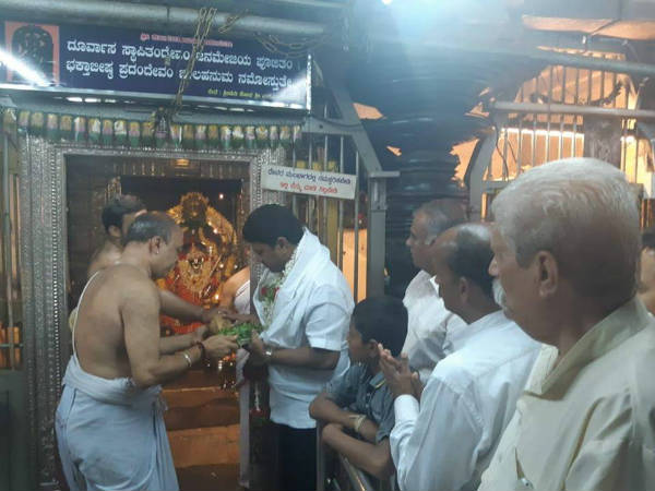 ಹಿಂದೆ ಸಂಸದರಾಗಿದ್ದರು