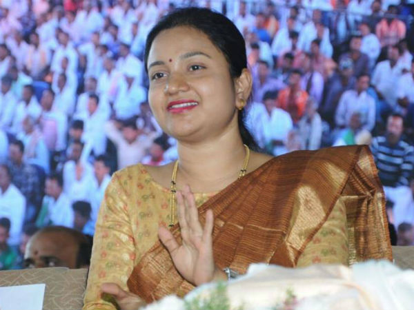 ಲಕ್ಷ್ಮಿಗೆ ಟಿಕೆಟ್ ಕೈತಪ್ಪಿಸಿದ್ದೇಕೆ?