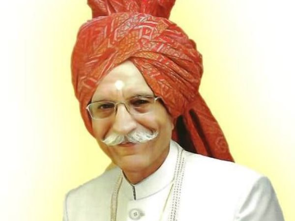ಮಹಾಶಯ್ 1959ರಿಂದ ಸಂಸ್ಥೆಯ ನೇತೃತ್ವ