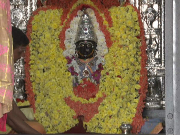 ಚಾಮುಂಡಿಗೂ ದೇವಿರಮ್ಮನಿಗೂ ಸಂಬಂಧವಿದೆ