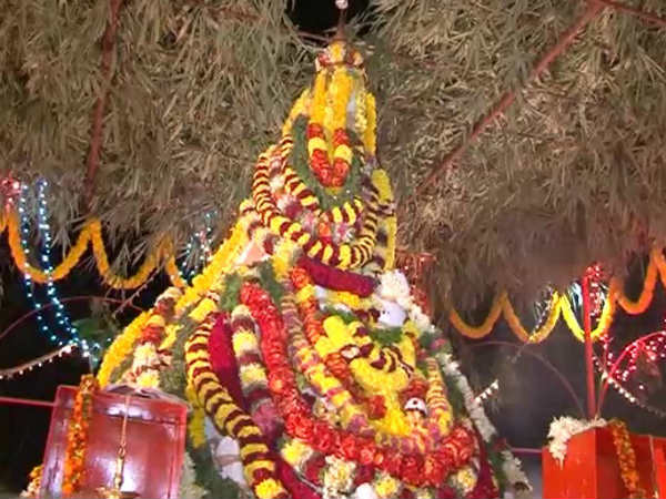 ಉತ್ಸವ ಇಂದಿಗೂ ಪ್ರಶ್ನಾತೀತ!