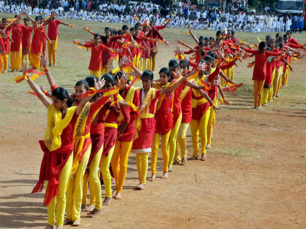 ಭಾಷೆಯನ್ನು ಕಟ್ಟುವ ಕೆಲಸವಾಗಿಲ್ಲ