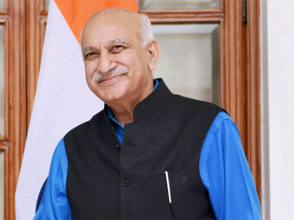 ನನ್ನ ಮೇಲೆ ಎಂಜೆ ಅಕ್ಬರ್ ಅತ್ಯಾಚಾರ ಎಸಗಿದ್ದಾರೆ