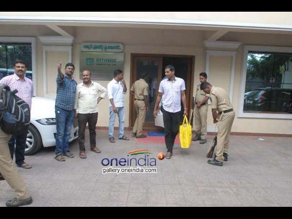 ವಿಶಾಖಪಟ್ಟಣಂನಲ್ಲಿರುವ ಗಣಿಗಾರಿಕೆ ಮತ್ತು ರಿಯಲ್ ಎಸ್ಟೇಟ್ ಸಂಸ್ಥೆ