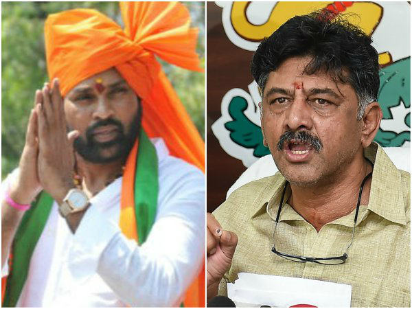 ಅನ್ನಪೂರ್ಣೇಶ್ವರಿ ಮಠಕ್ಕೆ ಹೋಗಿದ್ದ ಸಚಿವ ಡಿ ಕೆ ಶಿವಕುಮಾರ್
