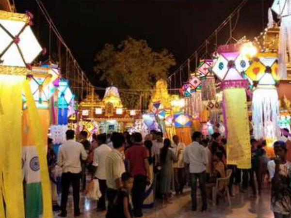 ಆಧುನಿಕ ಶೈಲಿಯ ಗೂಡು ದೀಪಗಳು