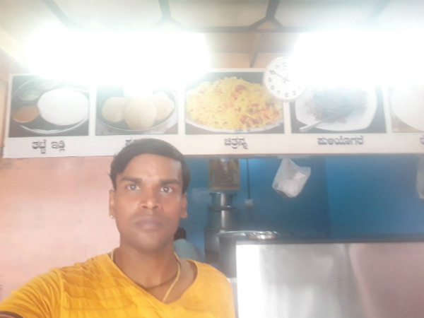 ವ್ಯವಹಾರ ಎನ್ನುವವರ ಮಧ್ಯೆ ಮಾದರಿ ರಾಜೇಶ್