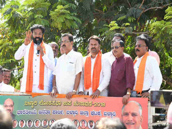 ಕನ್ನಡದ ಸ್ವರ ಉಚ್ಚಾರಣೆಯಲ್ಲಿ ಬದಲಾವಣೆಯಾಗುತ್ತದೆ