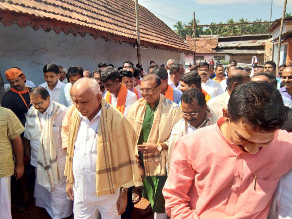 ಕೇರಳ ಸಿಎಂ ಜನರ ಭಾವನೆಗೆ ಬೆಲೆ ಕೊಡುತ್ತಿಲ್ಲ