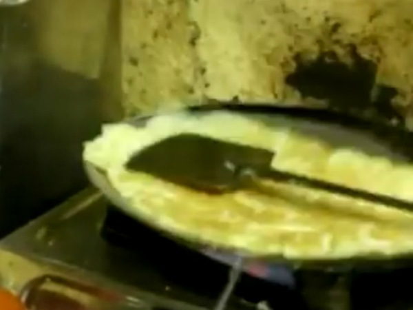 ಆಮ್ಲೆಟ್ ಭಂಡಾರಿ ಎಂದೇ ಪರಿಚಿತರು