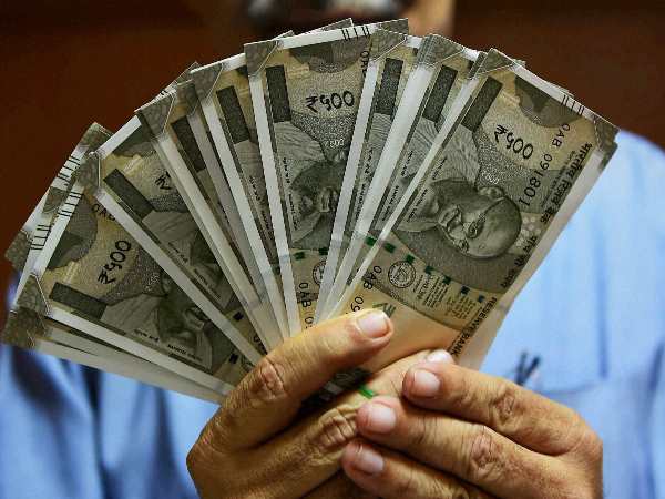 8,400 ತಿಂಗಳ ಖರ್ಚು, 320 ರುಪಾಯಿ ಸರಾಸರಿ ಉಳಿತಾಯ