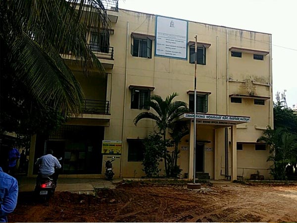 ತ್ರಿಶಾರ ಪಾರ್ಟಿ ಹಾಲ್