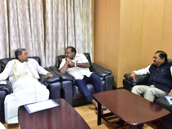 ಕಾಂಗ್ರೆಸ್ಸಿನಿಂದ ಇಪ್ಪತ್ತು, ಜೆಡಿಎಸ್ ನಿಂದ ಹತ್ತು ಶಾಸಕರು