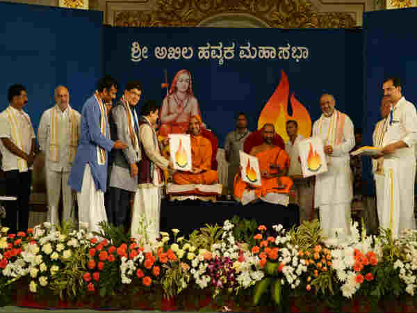 ಅಧ್ಯಕ್ಷರಾದ ಡಾ. ಗಿರಿಧರ ಕಜೆ