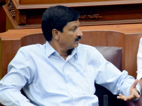 ಆಪ್ತರ ಜೊತೆ ಮಾತು