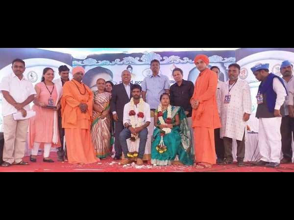 ಸರ್ಕಾರದಿಂದ 2 ಲಕ್ಷ ಕೊಡಿ
