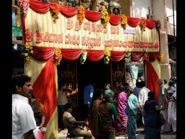 ಈ ಮಠದ ರಸ್ತೆಗೆ ಬೆಣ್ಣೆ ಗೋವಿಂದಪ್ಪ ರಸ್ತೆ