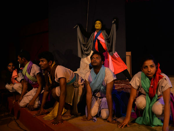 ಶೂದ್ರತ್ವವನ್ನು ಸ್ವೀಕರಿಸಿ ನಾಟಕ ಆಡಬೇಕು