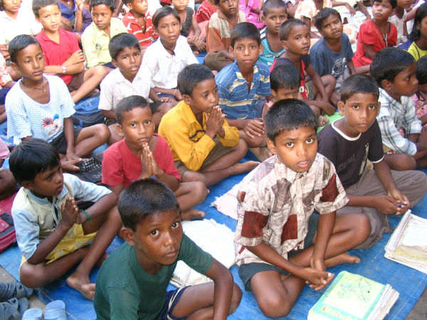 ಸರ್ಕಾರಿ ಶಾಲೆಗಳಲ್ಲಿ ಆಂಗ್ಲ ಮಾಧ್ಯಮದಲ್ಲಿ ಶಿಕ್ಷಣ