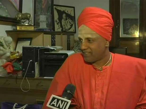 2011 ರಲ್ಲಿ ಮಠದ ಅಧಿಕಾರ ಹಸ್ತಾಂತರ