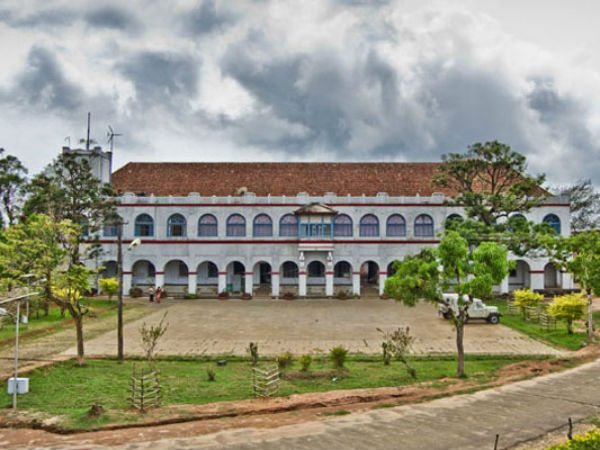 ನಾಲ್ಕುನಾಡು ಅರಮನೆ