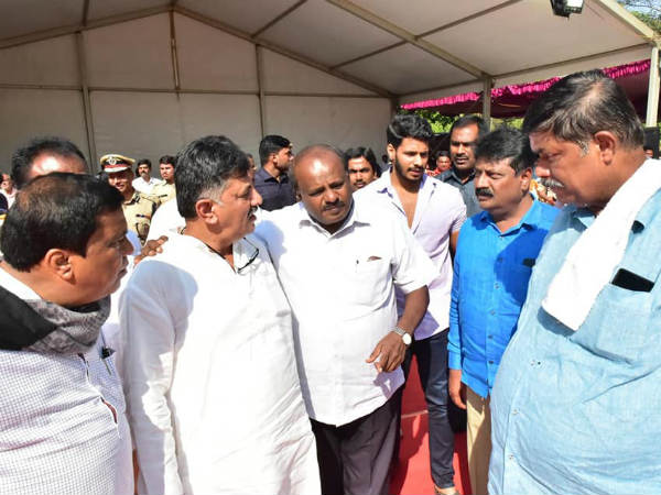 ನಾಲ್ವರು ಸಚಿವರು ಸಿದ್ಧ