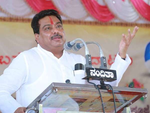 ಶಾಮನೂರು ಕುಟುಂಬದ ಮರ್ಯಾದೆ ಹೋಗುತ್ತದೆ