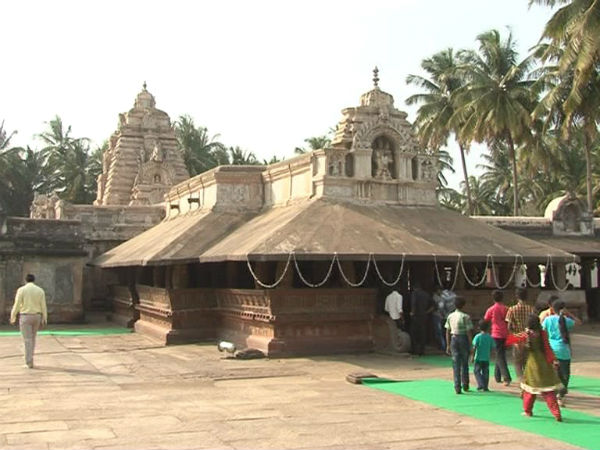 ಸಾರ್ವಜನಿಕ ಕಾರ್ಯಕ್ರಮ ಬೇಡ
