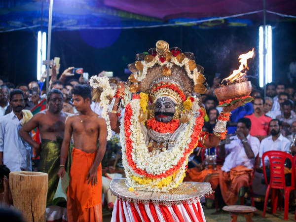 ಪುನಃ ಪ್ರತಿಷ್ಠೆ, ಮೈಮೆ ಕಾರ್ಯಕ್ರಮ