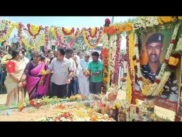 ಯಾವ ಬ್ಯಾಂಕಿಗೂ ಹೋಗಿಲ್ಲ