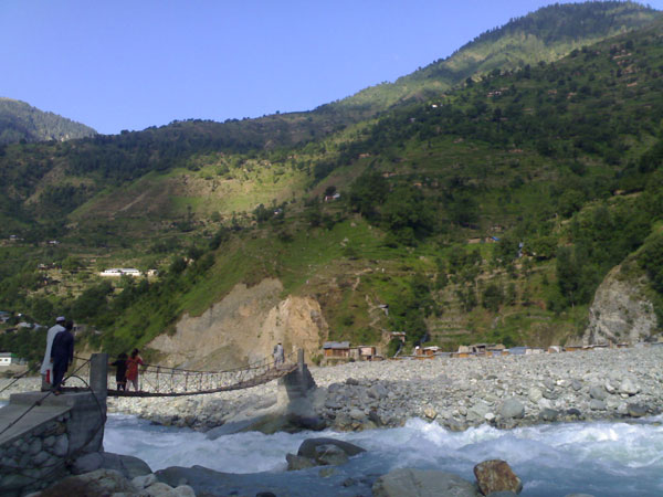 ಪುಲ್ವಾಮಾದಲ್ಲಿ ಉಗ್ರರದಾಳಿ