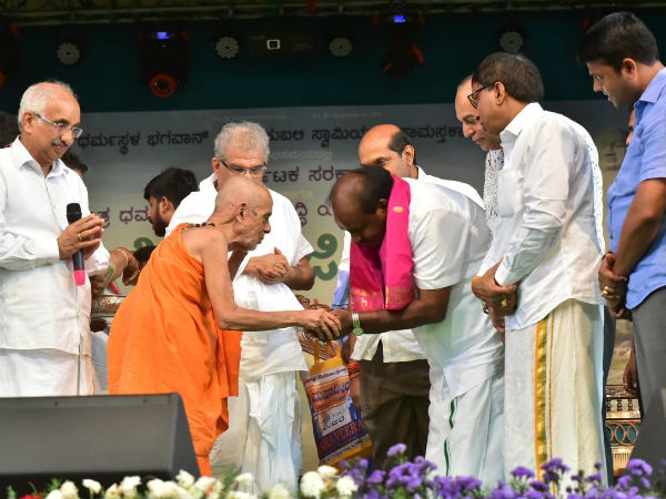 ಹತ್ತು, ಹಲವು ಕಾರ್ಯಕ್ರಮಗಳು