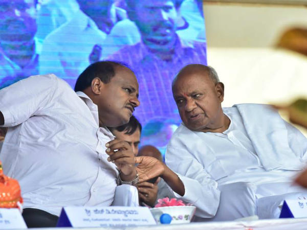 ಸುಮಲತಾ ಅಂಬರೀಶ್ ಜೊತೆ ಮಾತುಕತೆ
