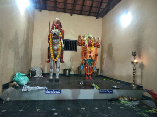 ಮಡಾಮಕ್ಕಿ ಪರಿಸರದಲ್ಲಿ ಮಣ್ಣಿನ ಕಟ್ಟೆಯನ್ನು ಕಟ್ಟಿ ಪ್ರತಿಷ್ಠೆ