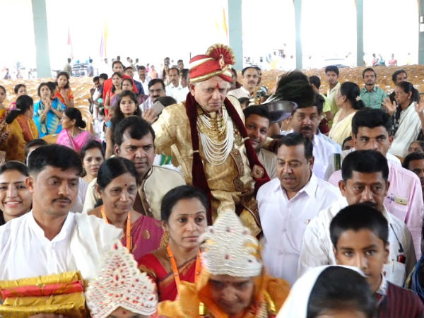 ಬ್ರಹ್ಮಚಾರಿ ದೀಕ್ಷೆ ಪಡೆದಿದ್ದರು