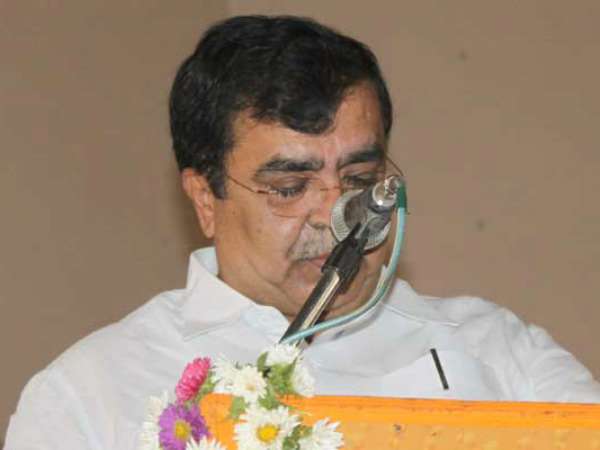 'ಟಿಕೆಟ್ ನಿರಾಕರಿಸಿದ್ದಕ್ಕೆ ಕಾರಣ ಕೊಡಿ'