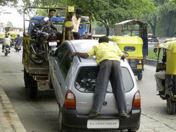ಟೆಂಡರ್ ಕರೆದು ಖಾಸಗಿಯವರಿಗೆ ವಹಿಸಲಾಗಿತ್ತು