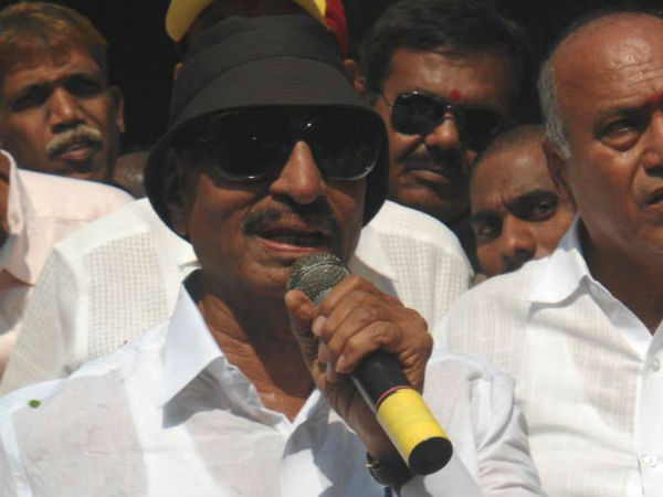 ಹೊಸ ಯುಗ ಆರಂಭವಾಗಬೇಕು