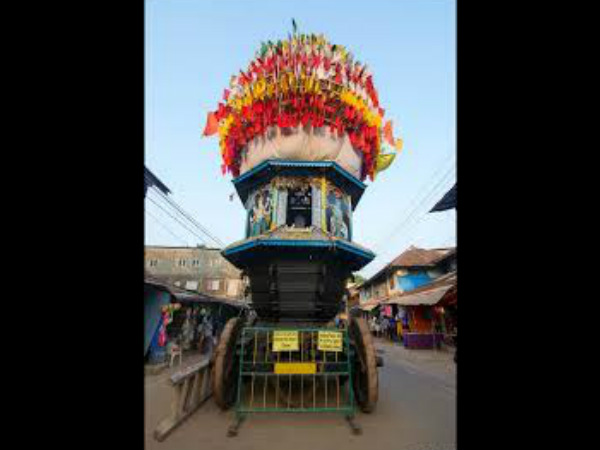 ತೆಪ್ಪೋತ್ಸವ ನಡೆದು ಮುಕ್ತಾಯ
