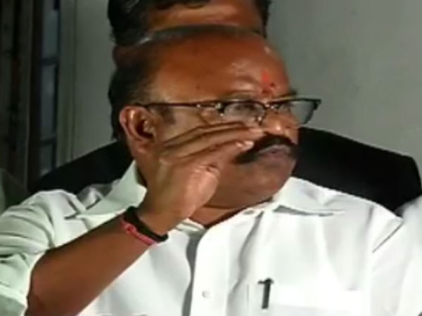 ಲೈಂಗಿಕ ಸಂಪರ್ಕ ಅಥವಾ ಹಣಕ್ಕಾಗಿ ಒತ್ತಾಯ