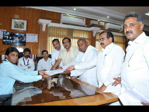 ದೇವೇಗೌಡರಿಗೆ ಇದ್ದಕ್ಕಿದ್ದಂತೆಯೇ ಈ ಕ್ಷೇತ್ರ ಸೇಫ್ ಅಲ್ಲ ಅನಿಸಲಾರಂಭಿಸಿತು