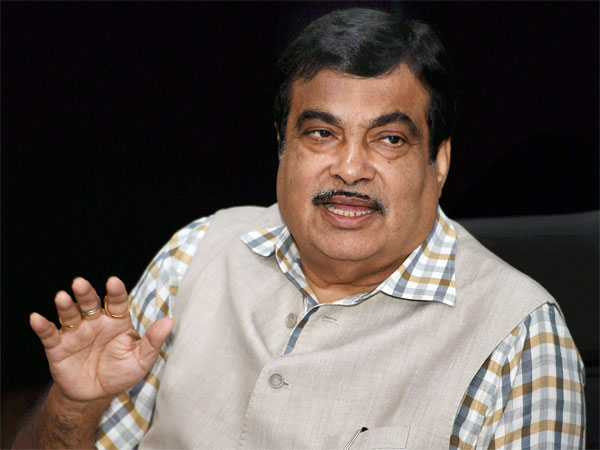 ತಡರಾತ್ರಿ ಗಡ್ಕರಿ ಸಭೆ